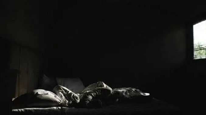 Dark room sleep