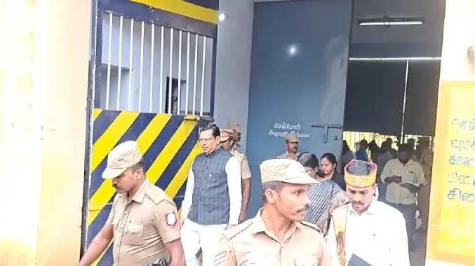 Kumari District Collector Alagumina