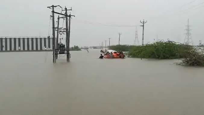 Ind Gujarat flood