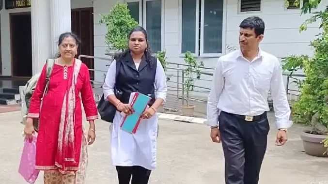 Actor saravanan 1st complaint