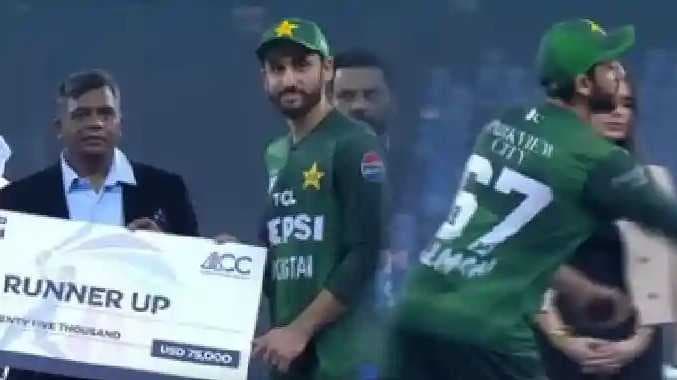 PAK Captain behavior