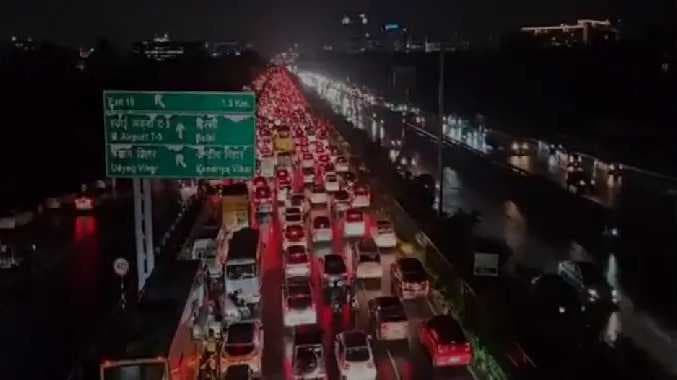 Delhi airport