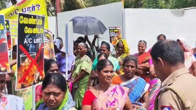 TVR Bar againsed protest
