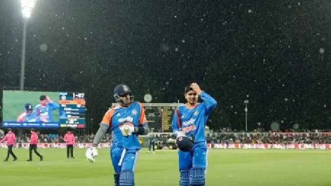 Ind vs aus rain