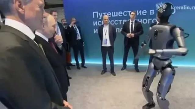 Russia AI Robo dance