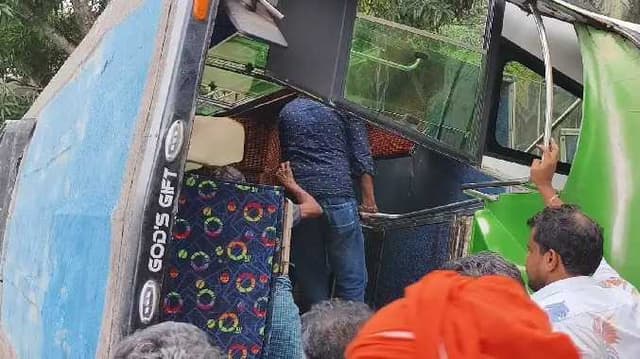 KNK Bus accident