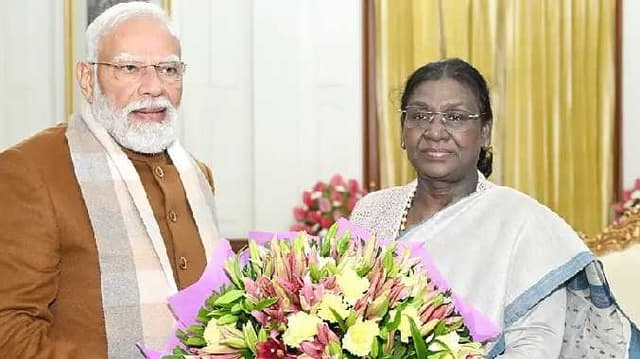 Modi and murmu