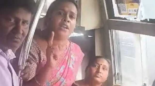 Sanitory workers protest