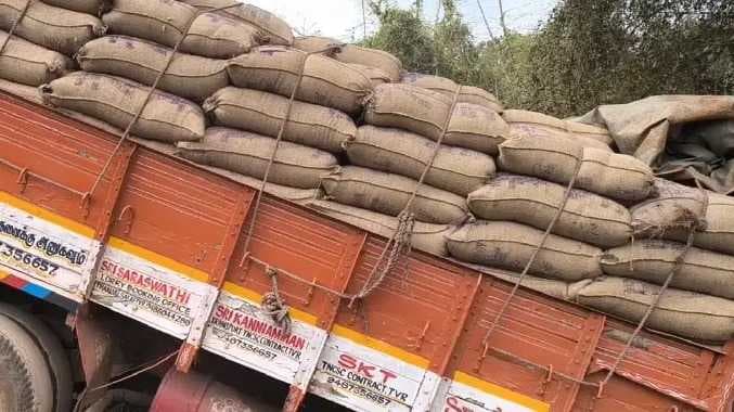 Tiruvarur lorry