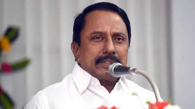 செங்கோட்டையன் வேட்புமனு தாக்கல்