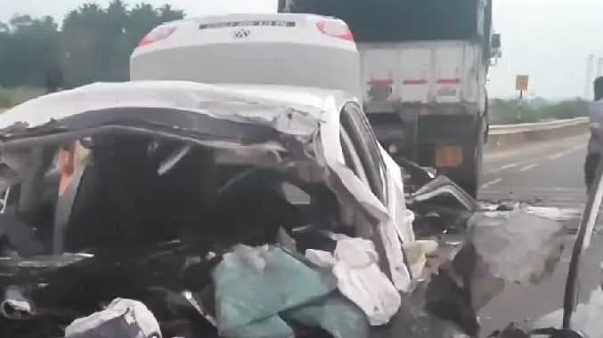 தேனி கார் விபத்து