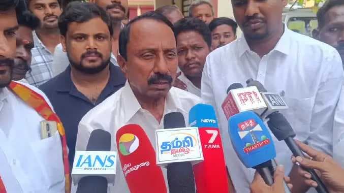 தவெக செங்கோட்டையன்