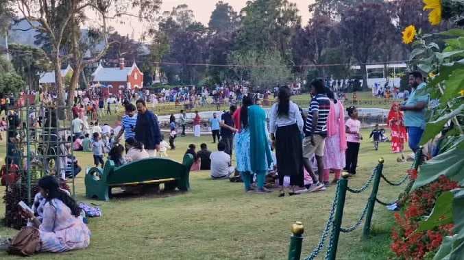 நீலகிரி கூட்டம்