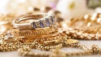 தங்கத்தின் விலை சவரனுக்கு ரூ.800 குறைந்தது
