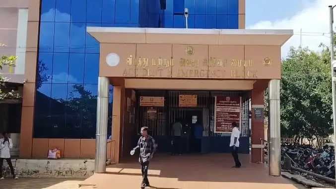 இரு தரப்பினர் இடையே மோதல்