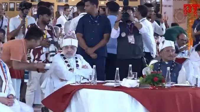 அமித்ஷா பங்கேற்று நடனம்