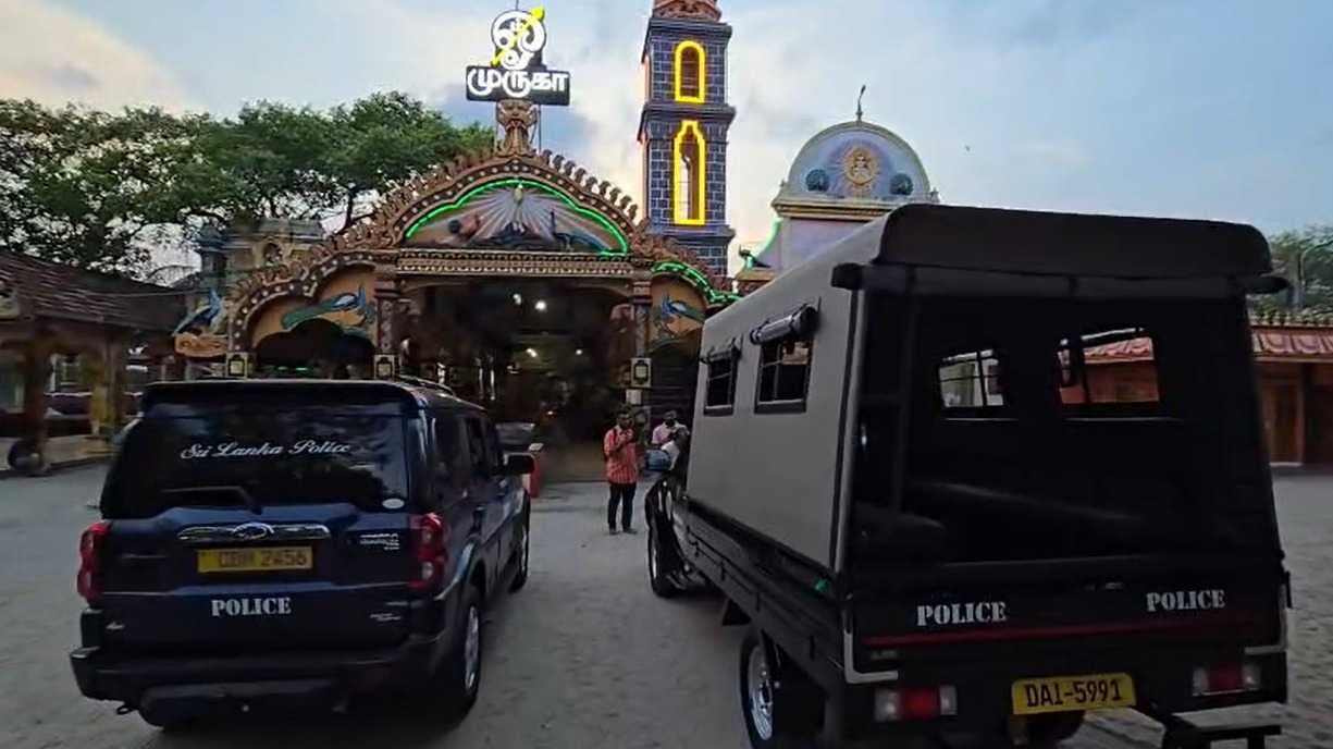 இலங்கைக்கு காவல் வாகனங்கள் நன்கொடையளித்த இந்தியா