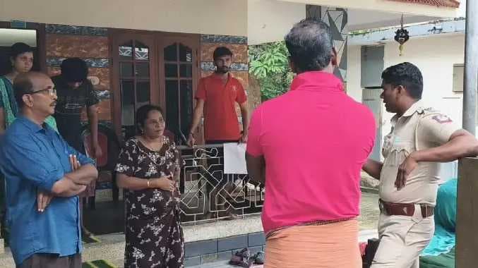 நகை திருட்டு