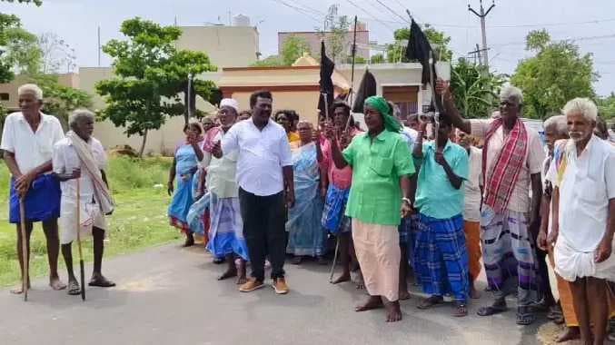 விவசாயிகள் மறியல்