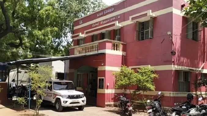 திருச்சுழி போலீசார்