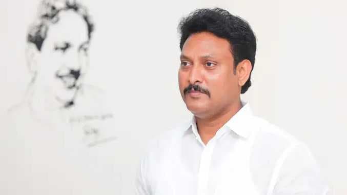 அன்பில் மகேஷ்