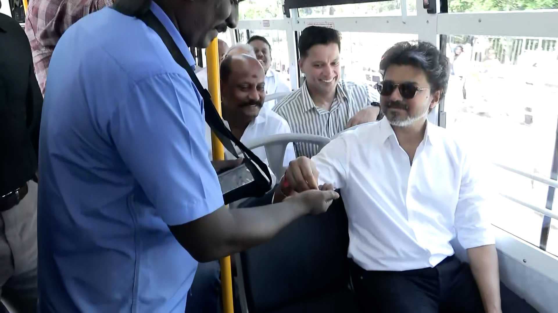 vijay ticket 02
