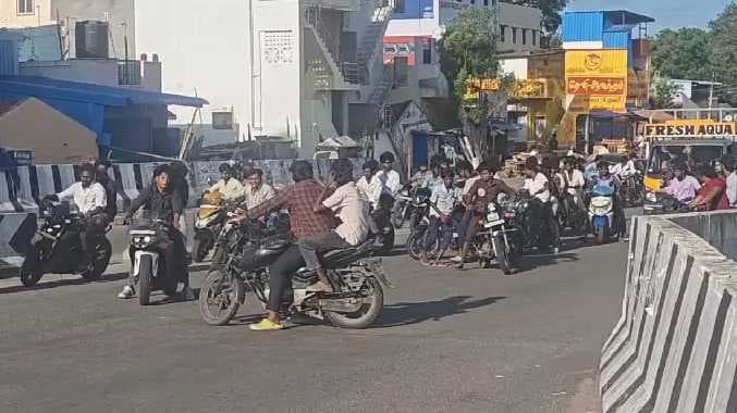 சாலையில் அட்டூழியம்