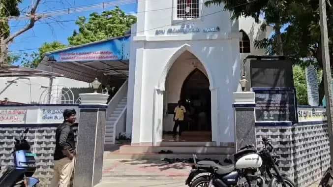 தேவாலயத்தில் மோசடி