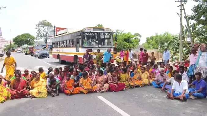 சாலை மறியல்