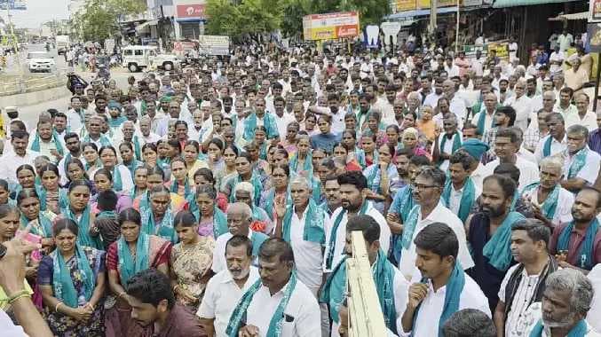 விவசாயிகள் ஆர்பாட்டம்