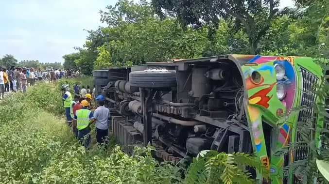 தனியார் பேருந்து