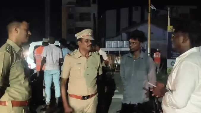 போலீசார் தீவிர சோதனை