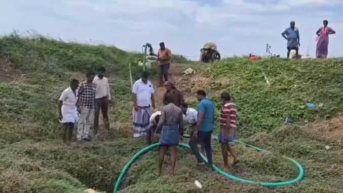 தண்ணீர் திருட்டு