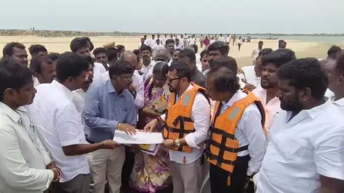 அமைச்சர் ஸ்ரீநாத்
